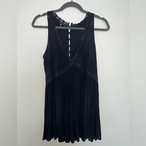 Kendall & Kylie Sleeveless Top